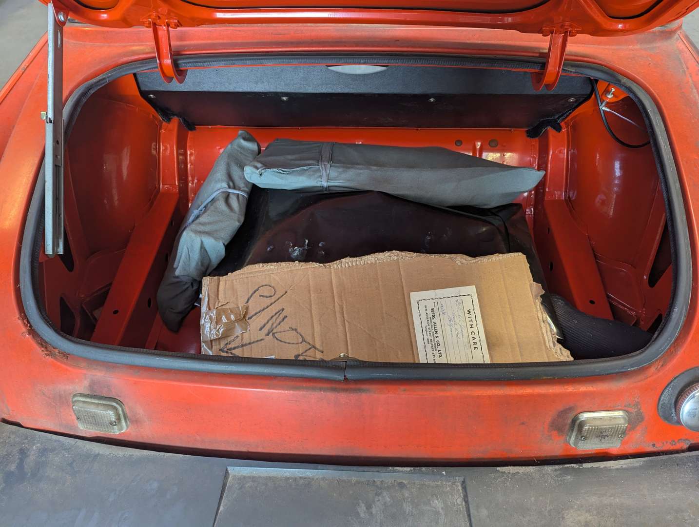 <p>1979 MG MIDGET - UNREGISTERED, 72 MILES FROM NEW</p>