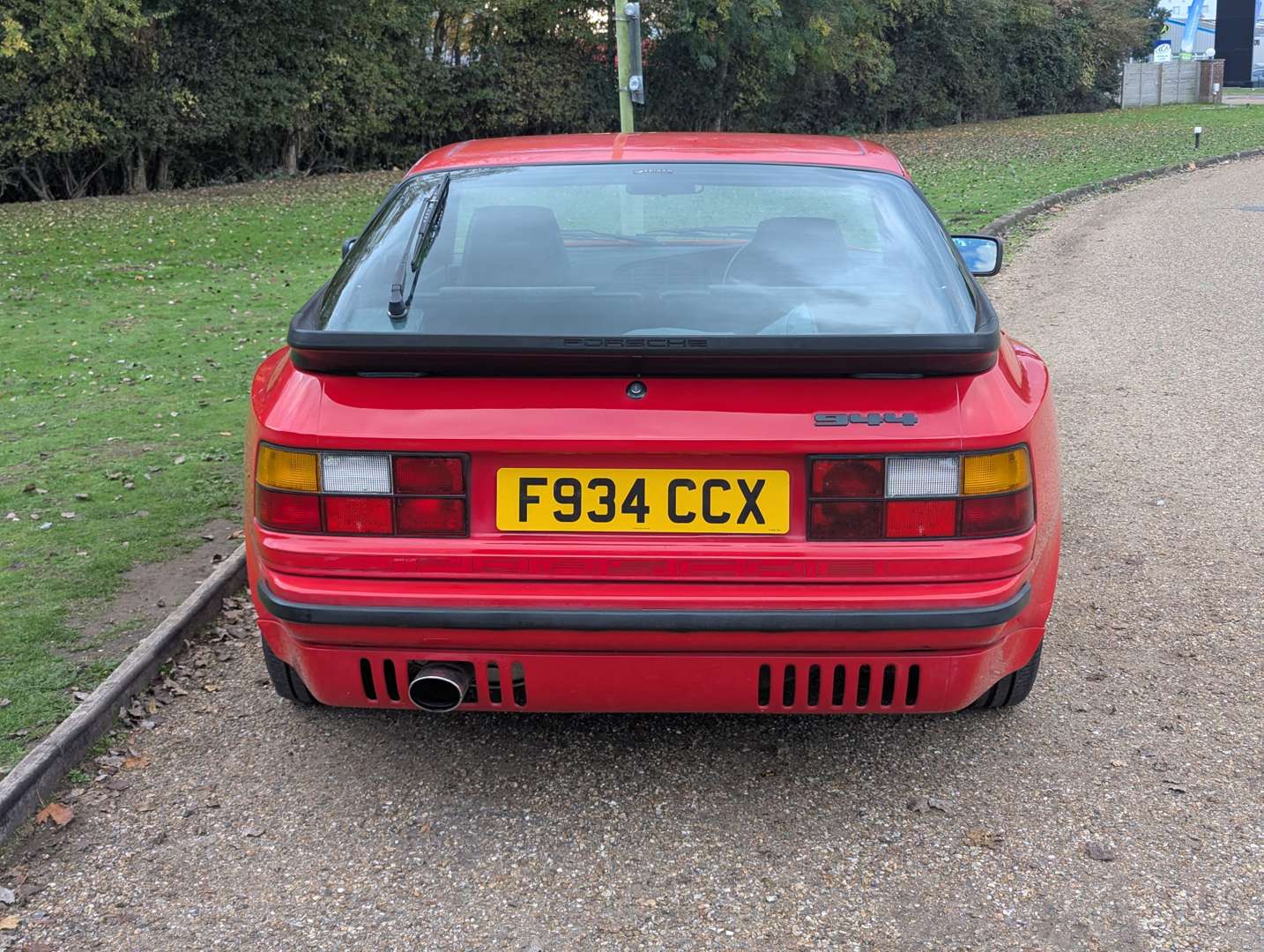 <p>1988 PORSCHE 944</p>