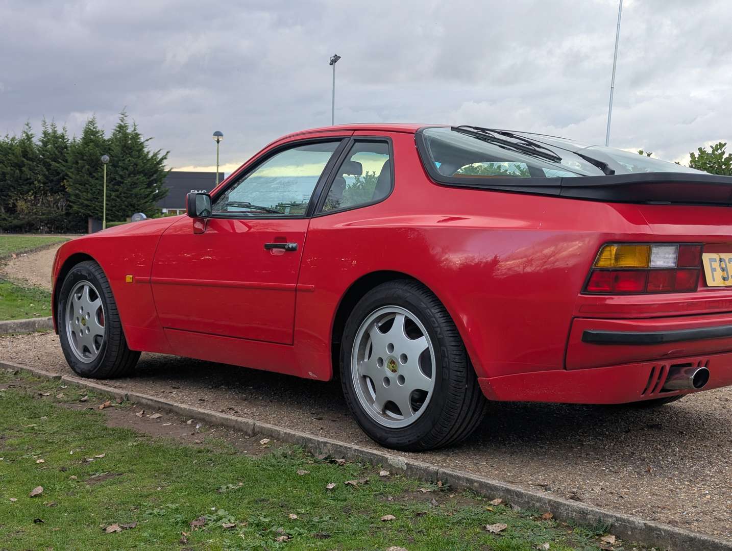 <p>1988 PORSCHE 944</p>