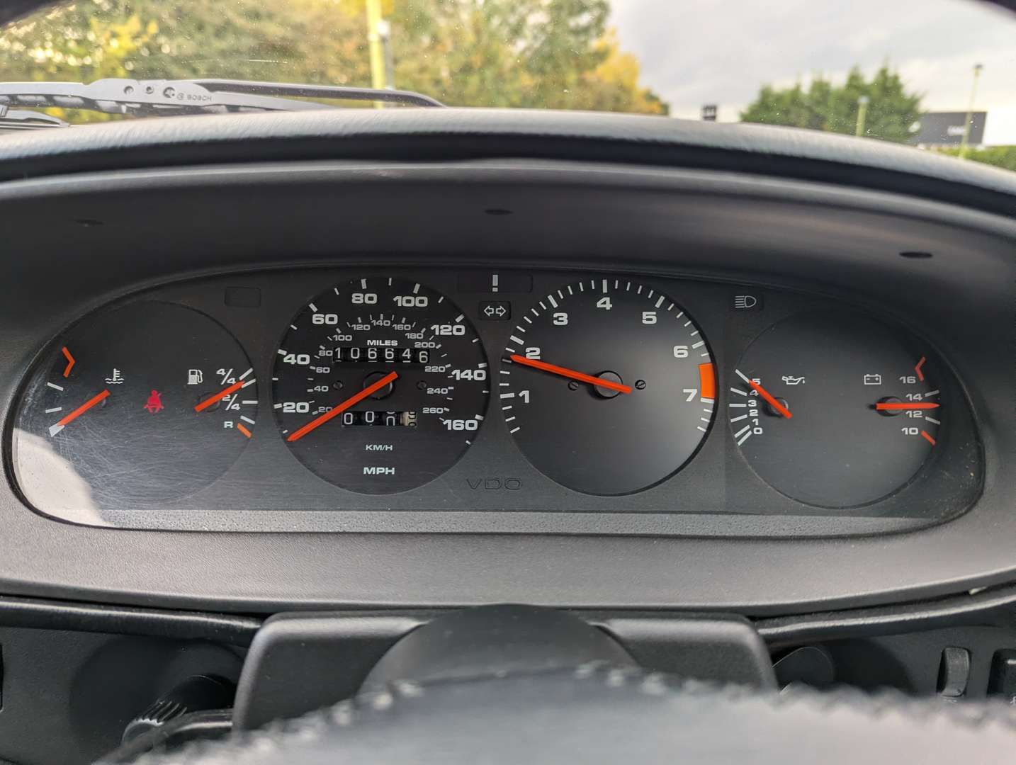 <p>1988 PORSCHE 944</p>