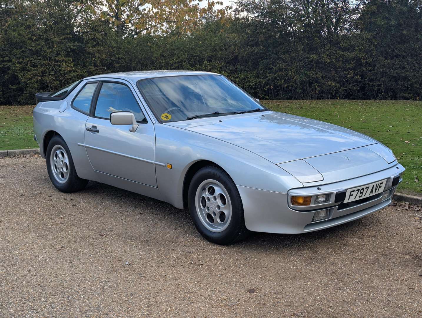 <p>1988 PORSCHE 944</p>