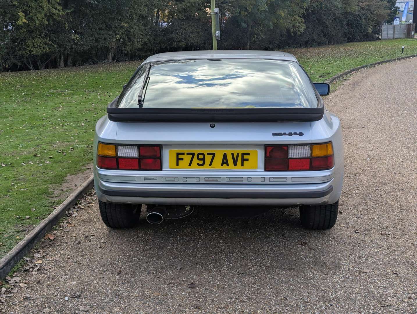 <p>1988 PORSCHE 944</p>