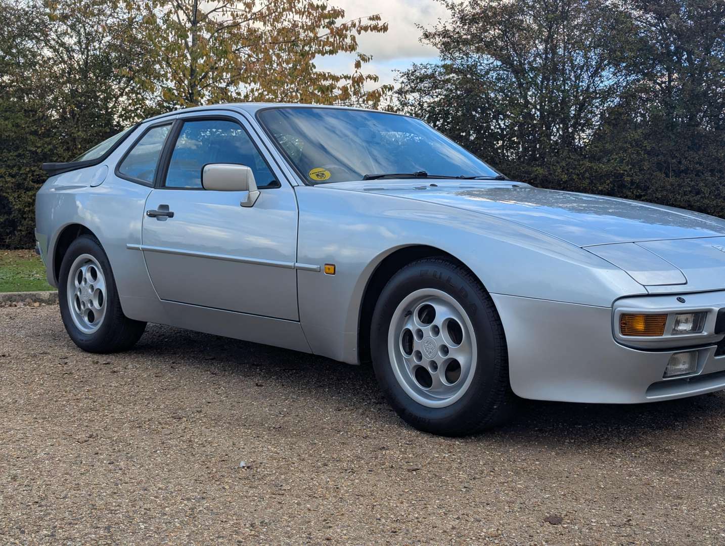 <p>1988 PORSCHE 944</p>