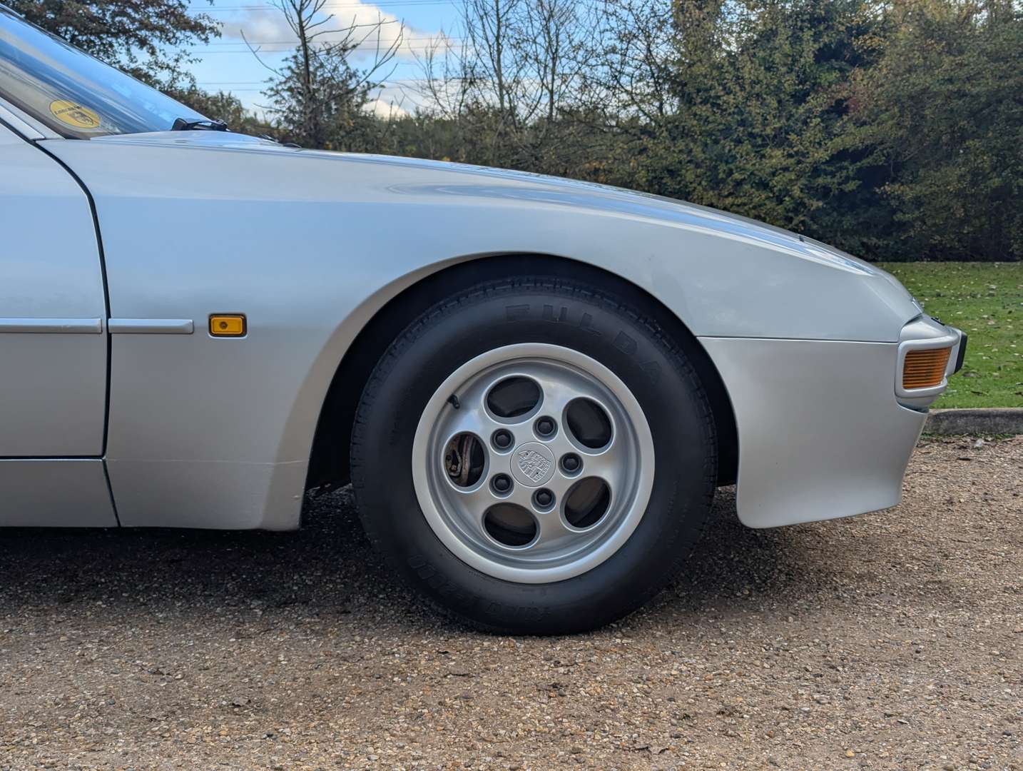 <p>1988 PORSCHE 944</p>