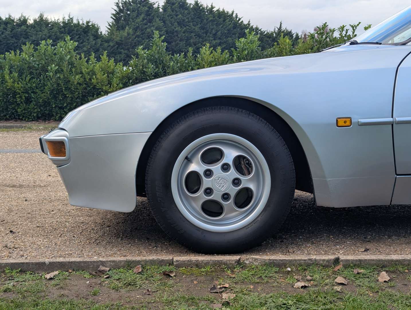 <p>1988 PORSCHE 944</p>