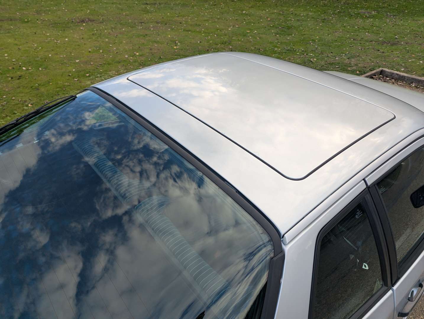 <p>1988 PORSCHE 944</p>