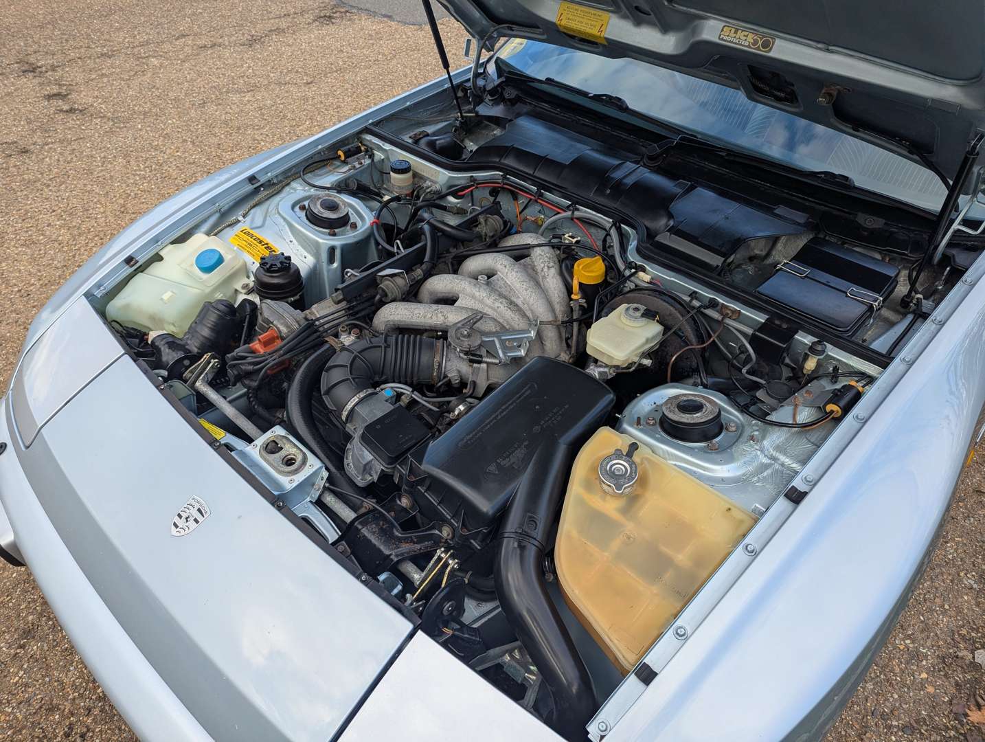 <p>1988 PORSCHE 944</p>