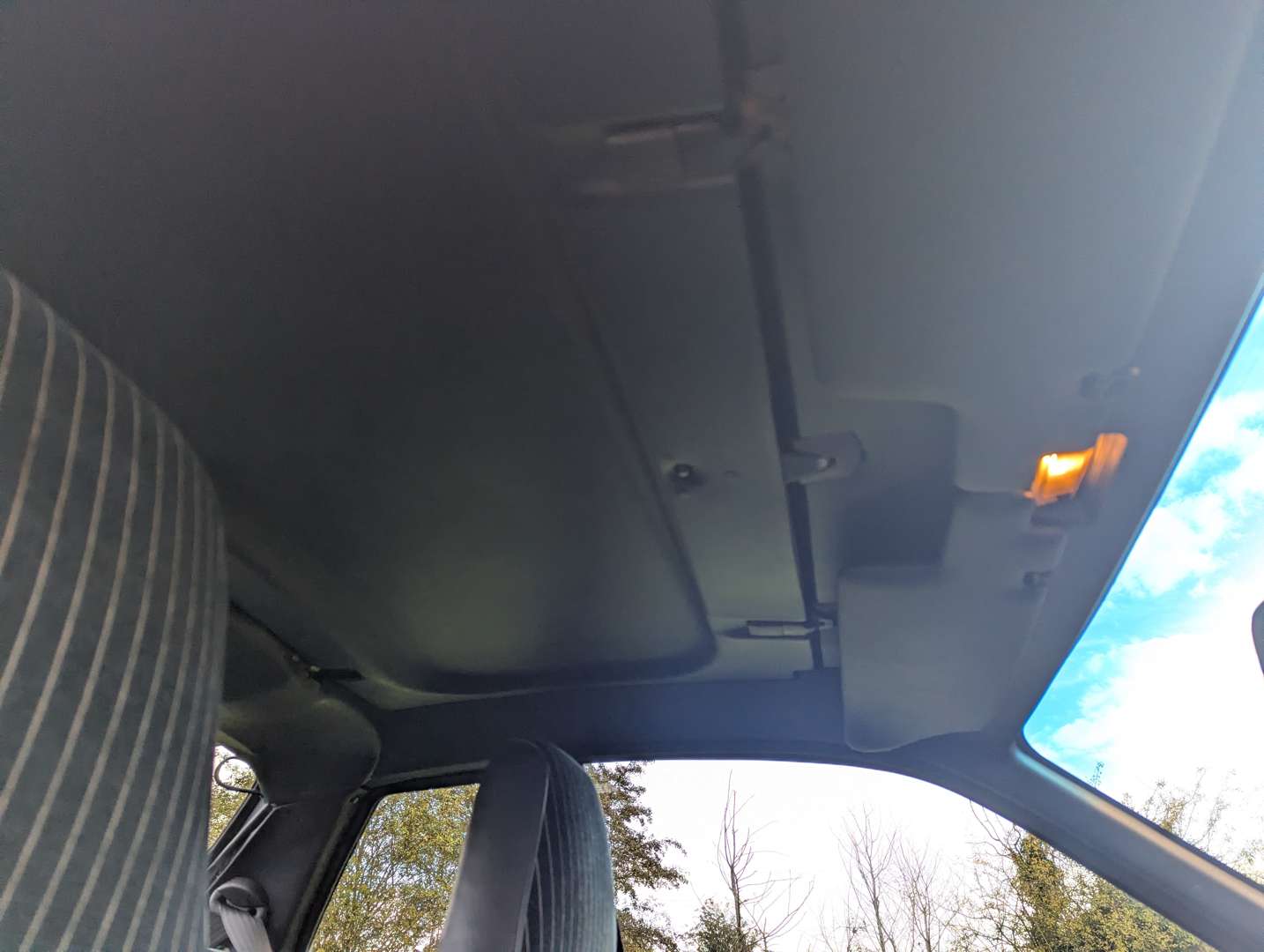 <p>1988 PORSCHE 944</p>