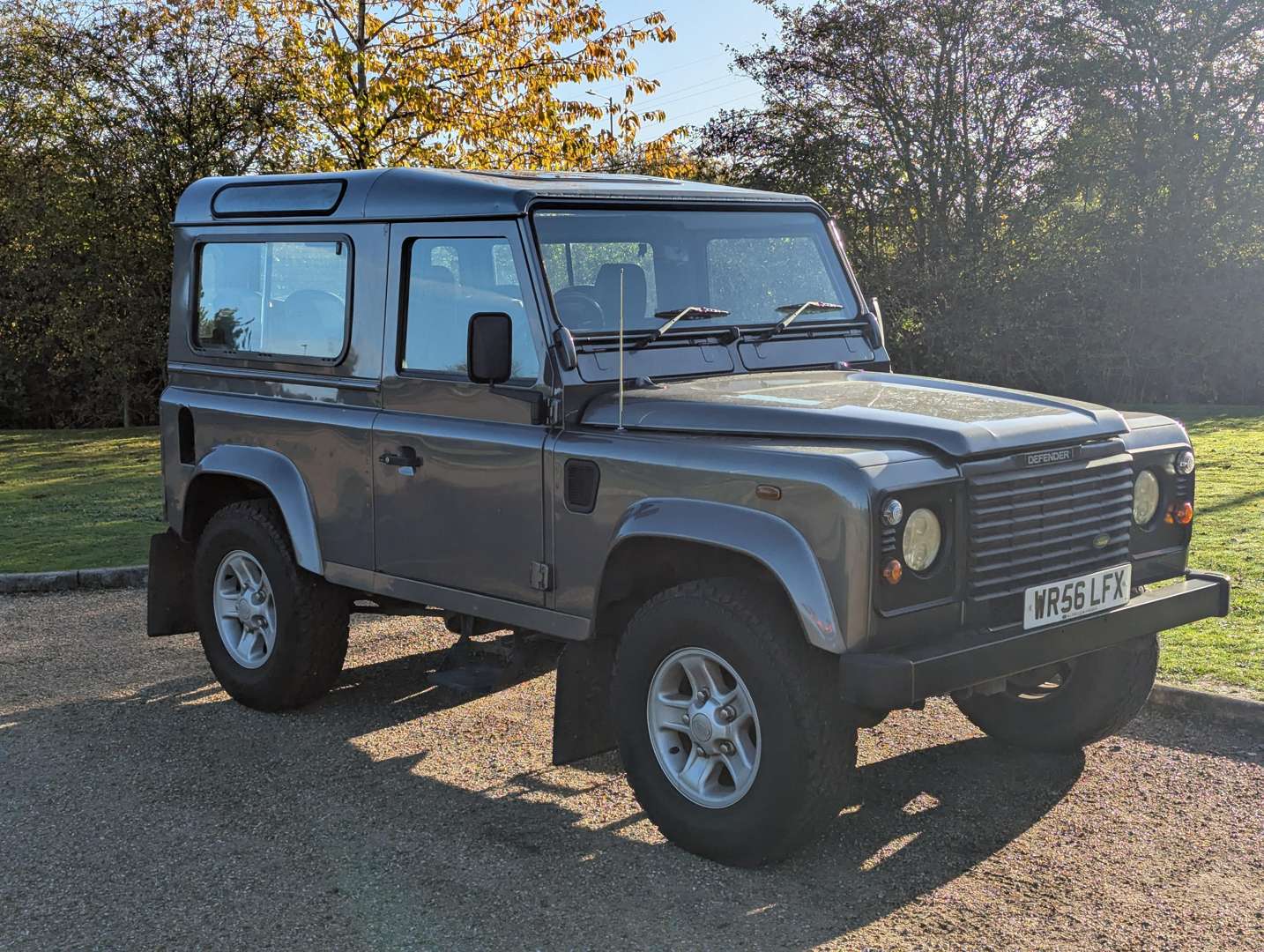 <p>2006 LAND ROVER DEFENDER 90 TD5</p>