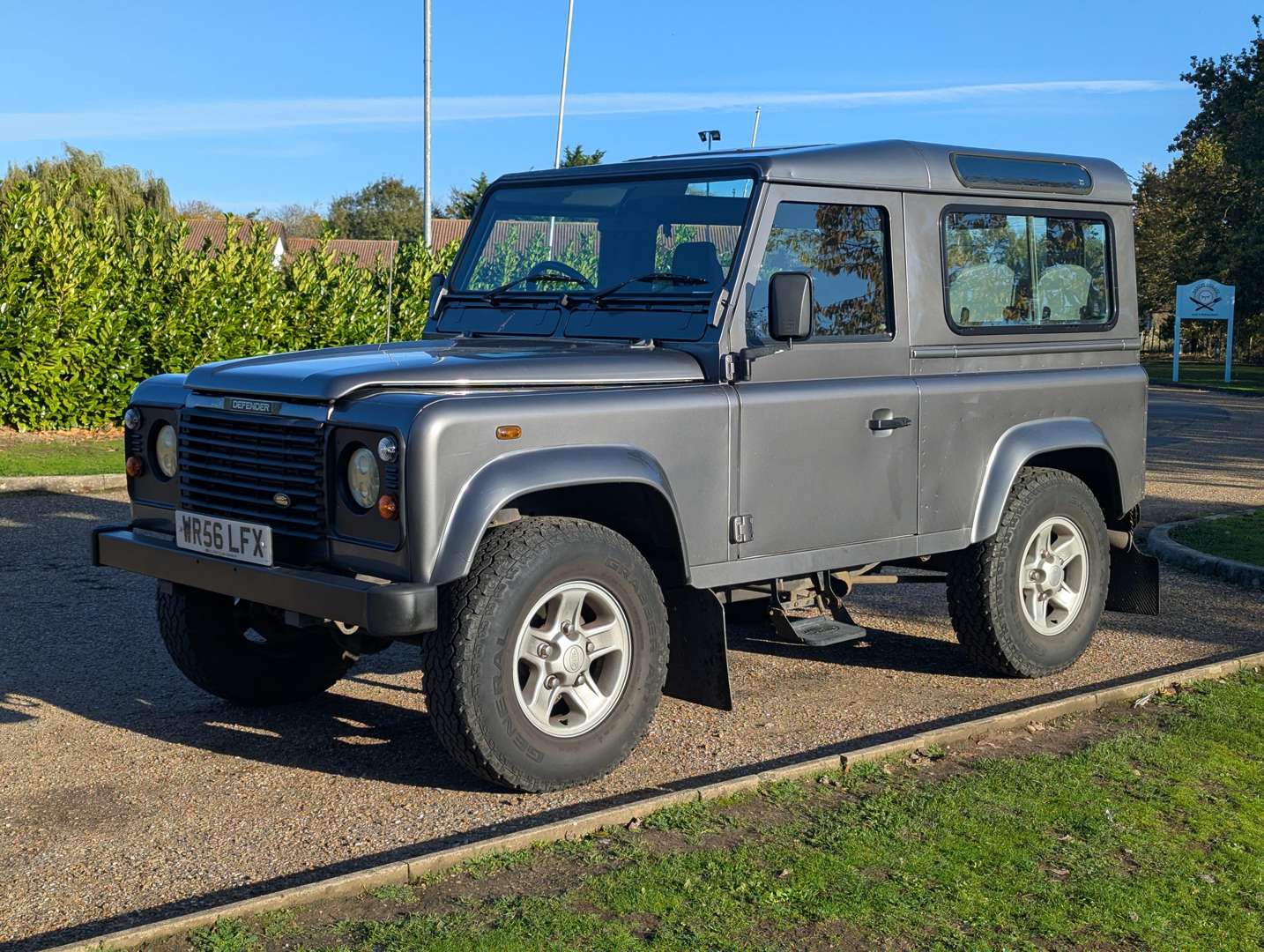 <p>2006 LAND ROVER DEFENDER 90 TD5</p>