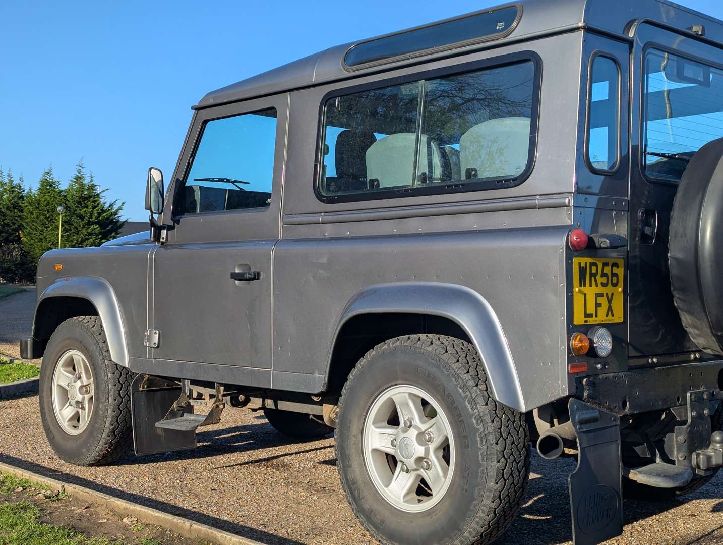 <p>2006 LAND ROVER DEFENDER 90 TD5</p>