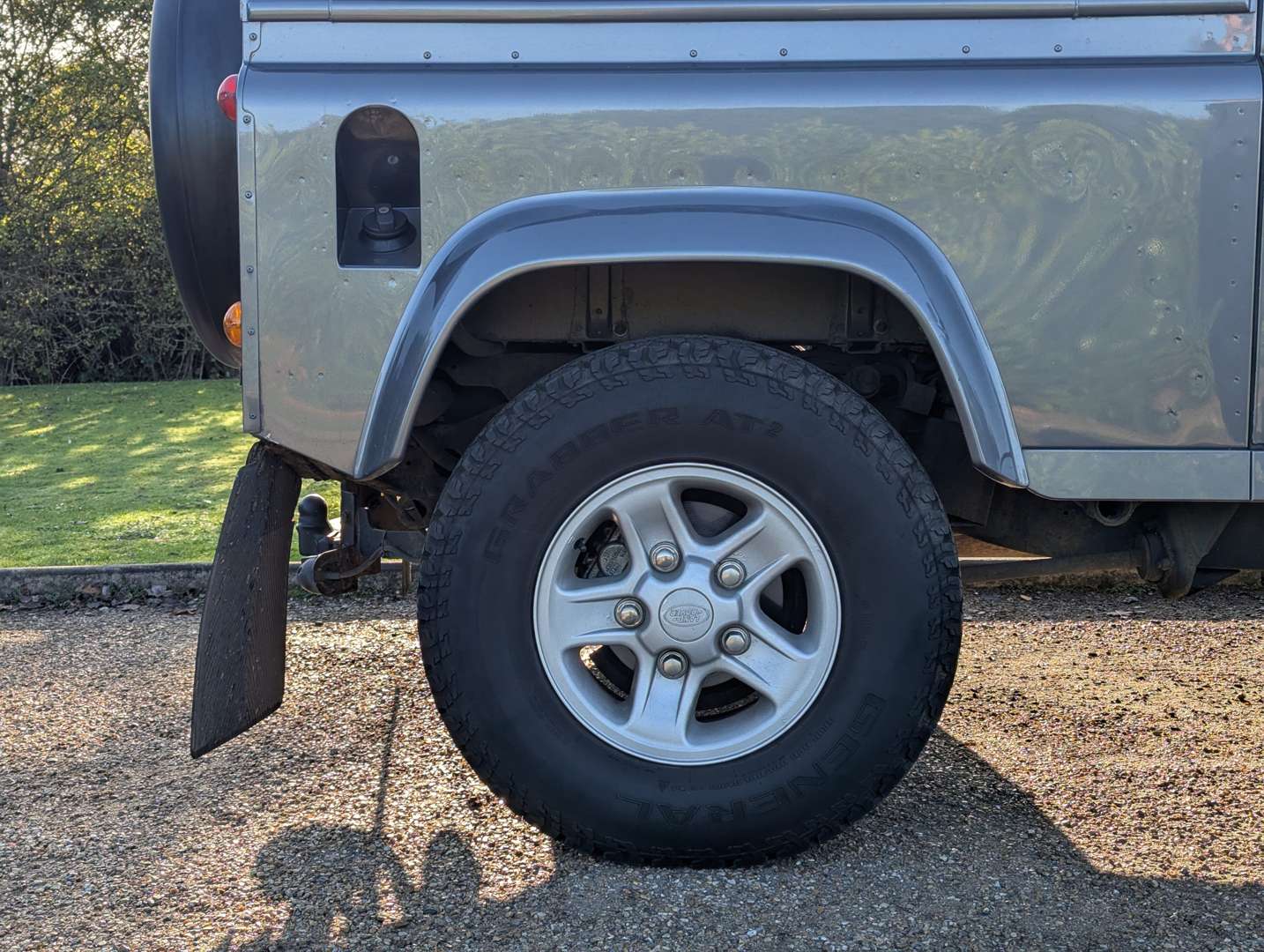 <p>2006 LAND ROVER DEFENDER 90 TD5</p>