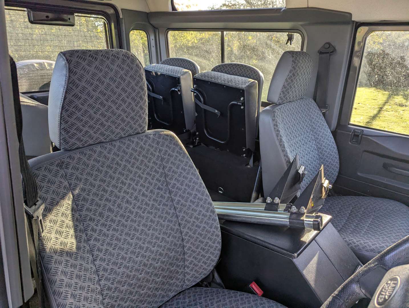 <p>2006 LAND ROVER DEFENDER 90 TD5</p>