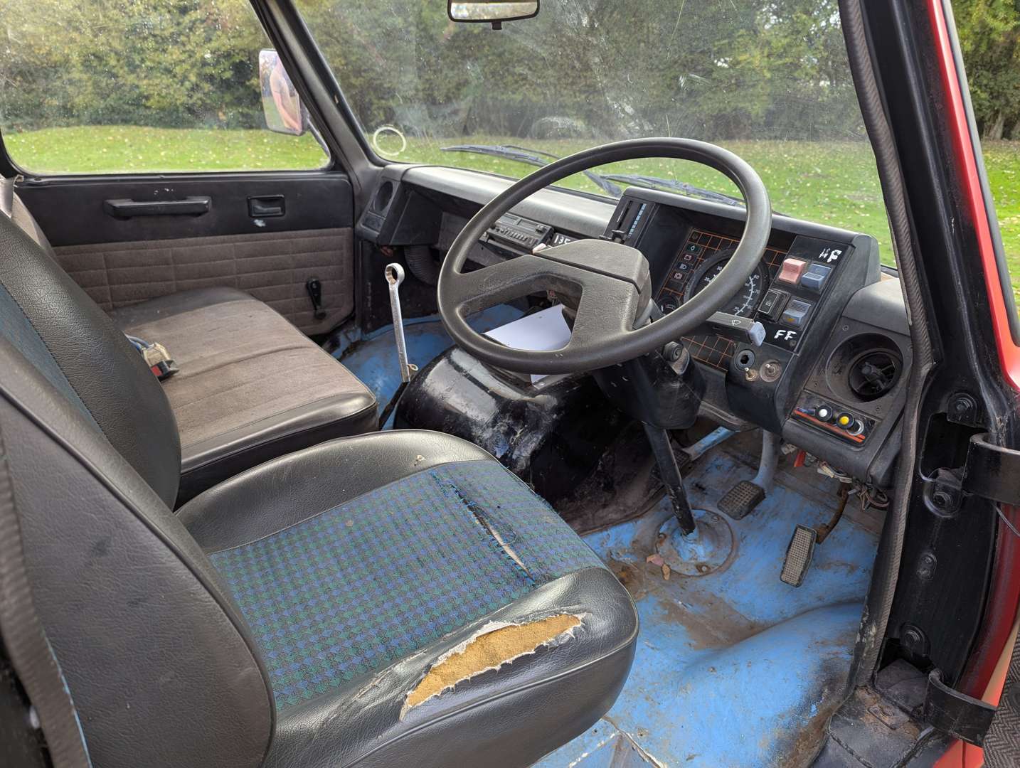 <p>1984 BEDFORD RECOVERY TRUCK</p>