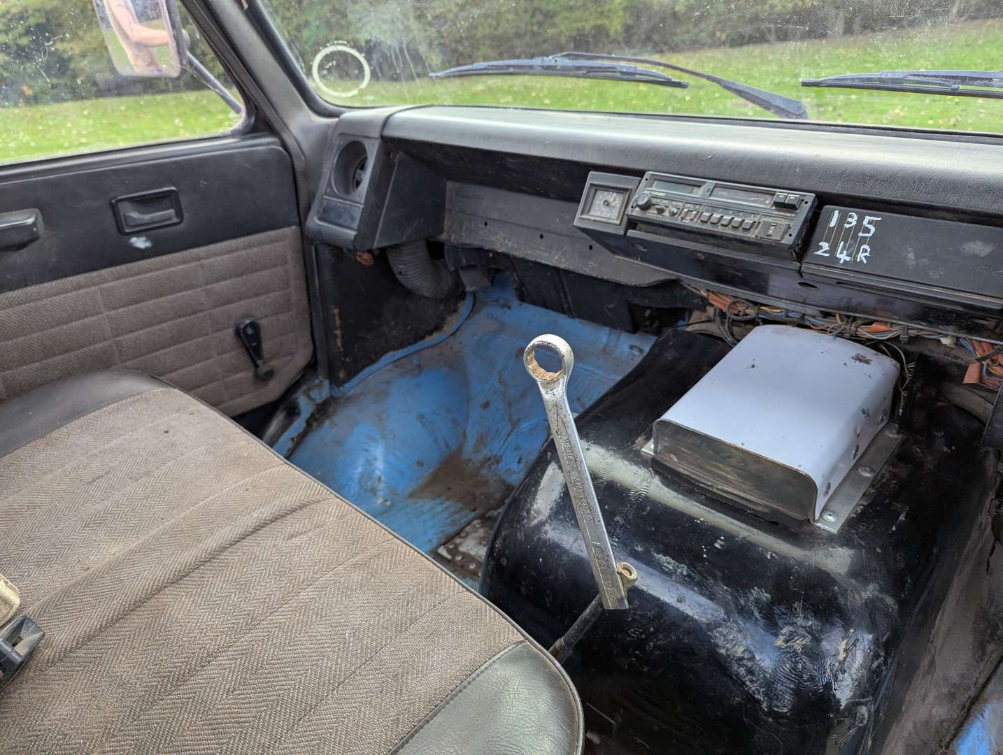 <p>1984 BEDFORD RECOVERY TRUCK</p>