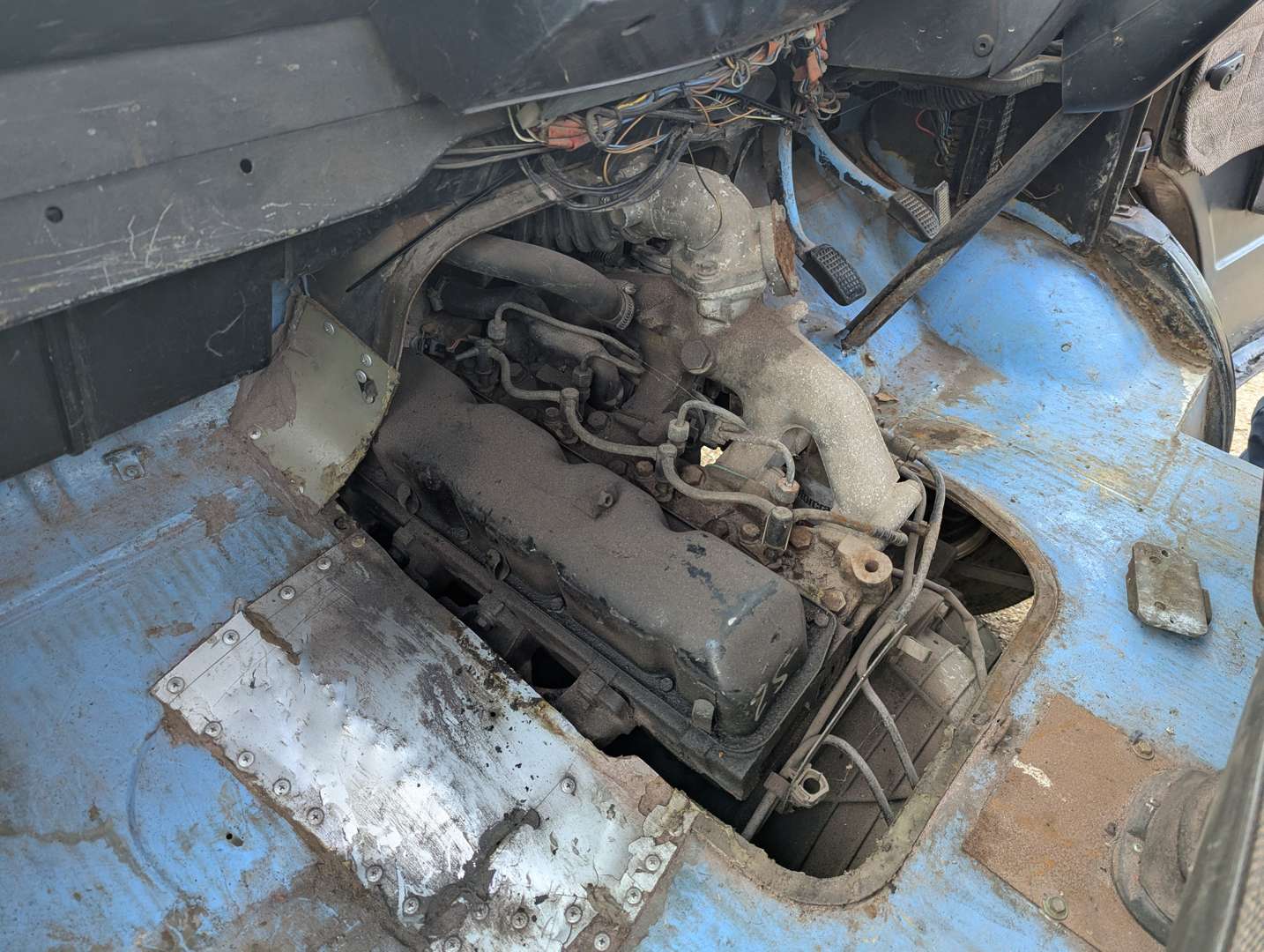 <p>1984 BEDFORD RECOVERY TRUCK</p>