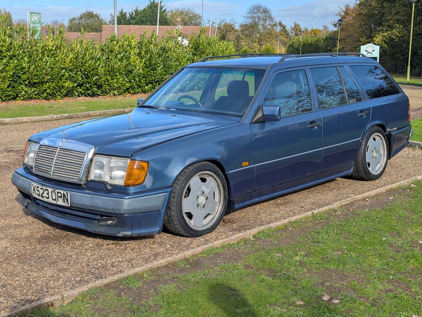 <p>1993 MERCEDES 280 TE AUTO ESTATE</p>