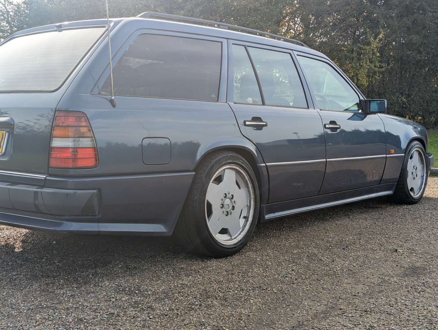 <p>1993 MERCEDES 280 TE AUTO ESTATE</p>