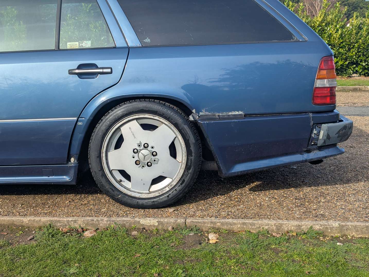 <p>1993 MERCEDES 280 TE AUTO ESTATE</p>