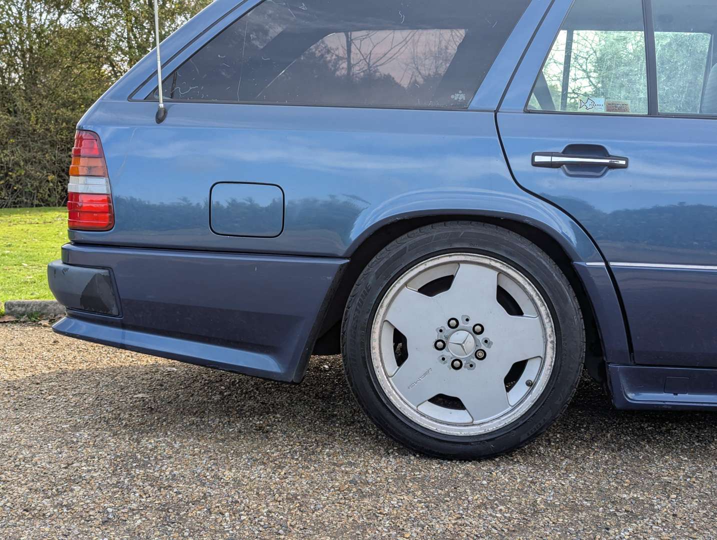 <p>1993 MERCEDES 280 TE AUTO ESTATE</p>