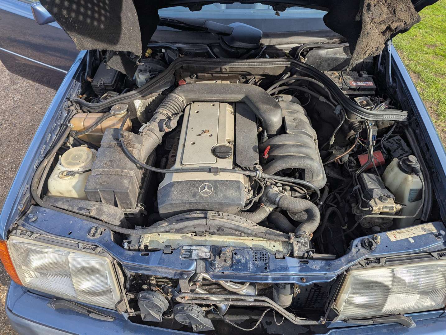 <p>1993 MERCEDES 280 TE AUTO ESTATE</p>