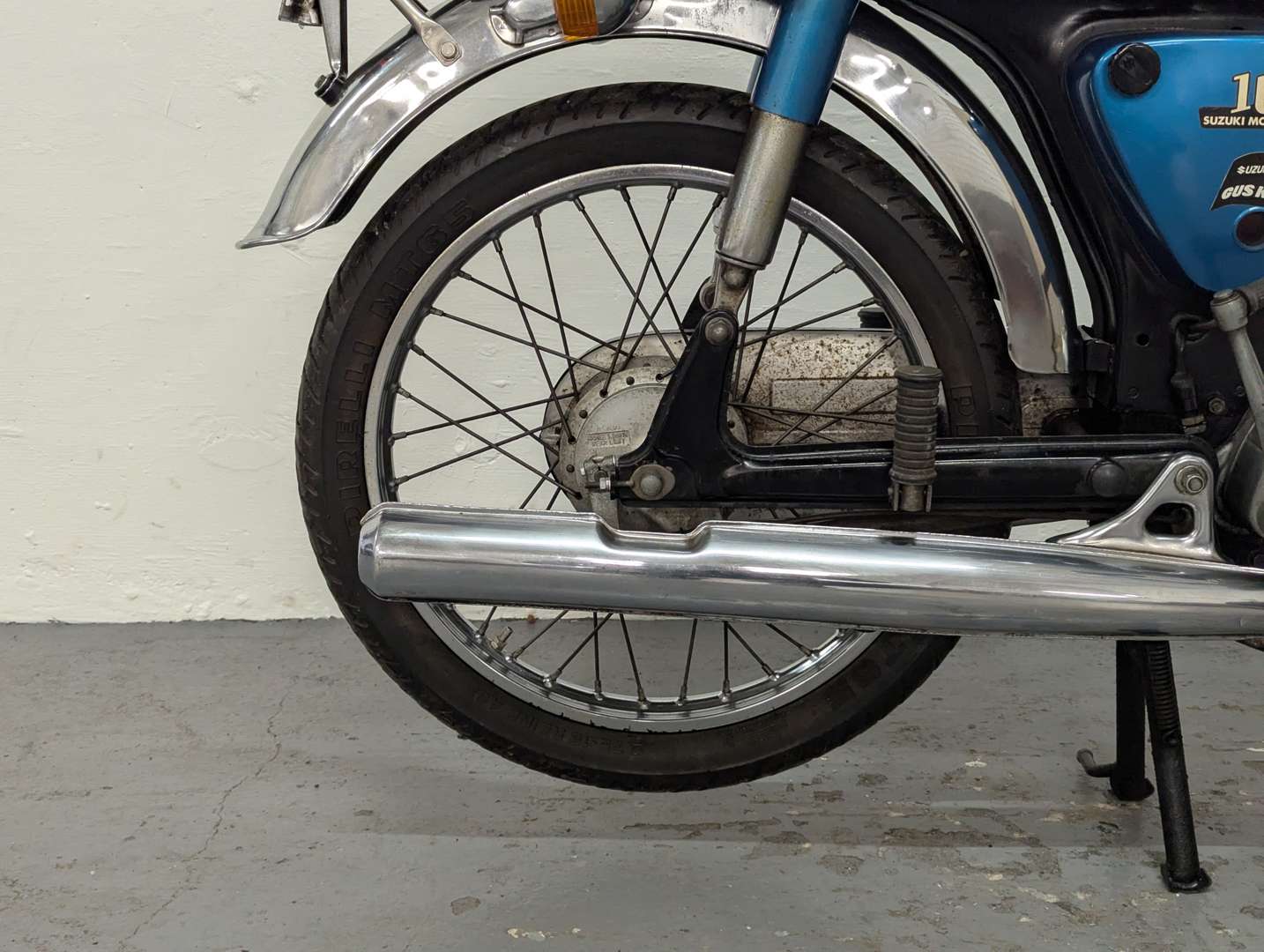 <p>1977 SUZUKI A100</p>