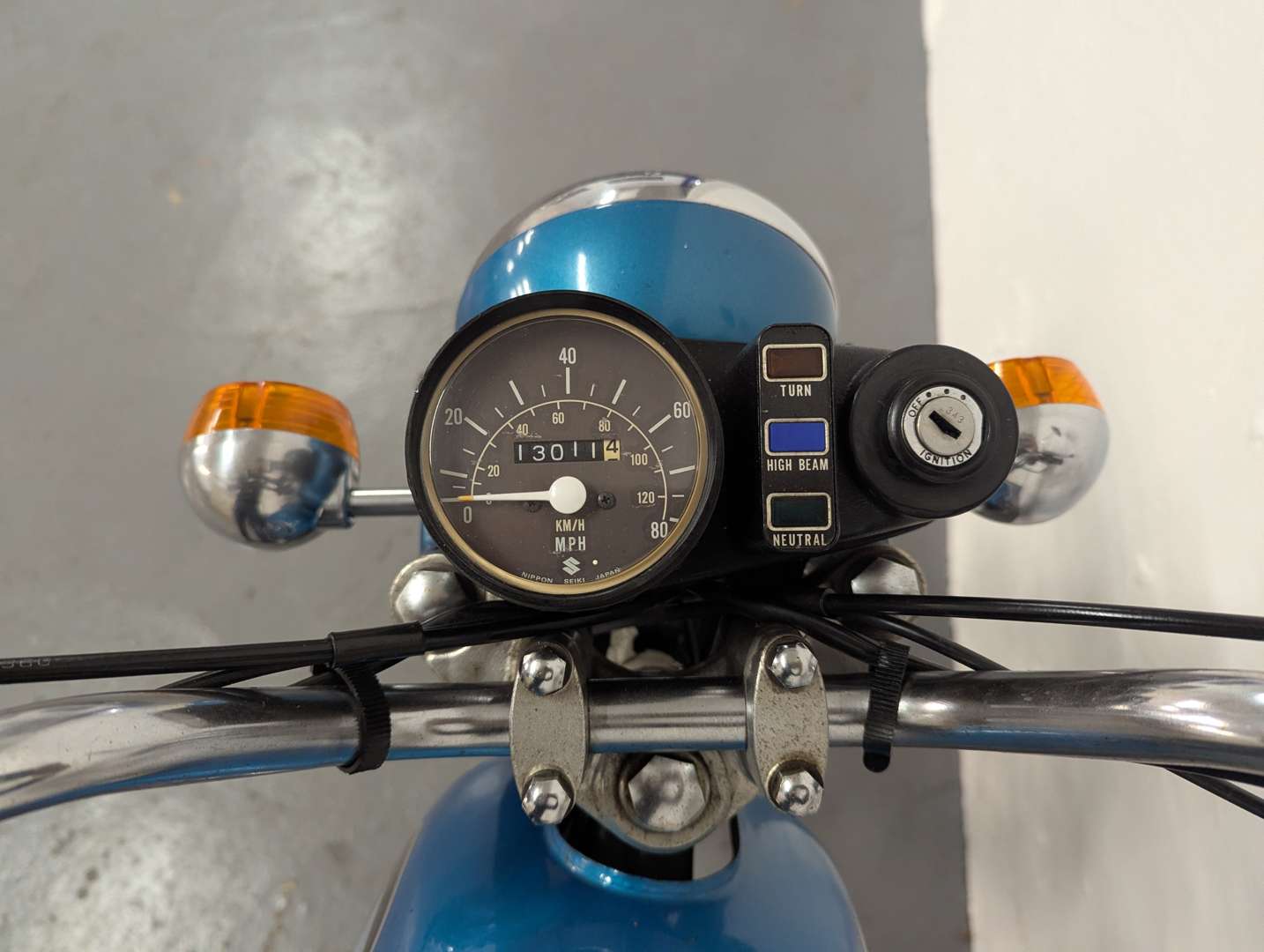 <p>1977 SUZUKI A100</p>