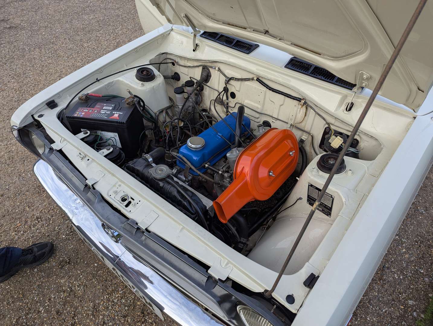 <p>1974 DATSUN 1200 GX COUPE</p>