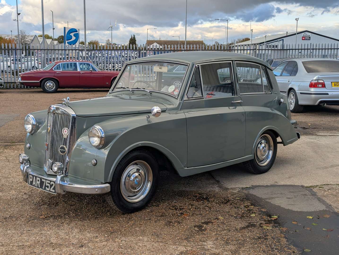 <p>1953 TRIUMPH MAYFLOWER</p>