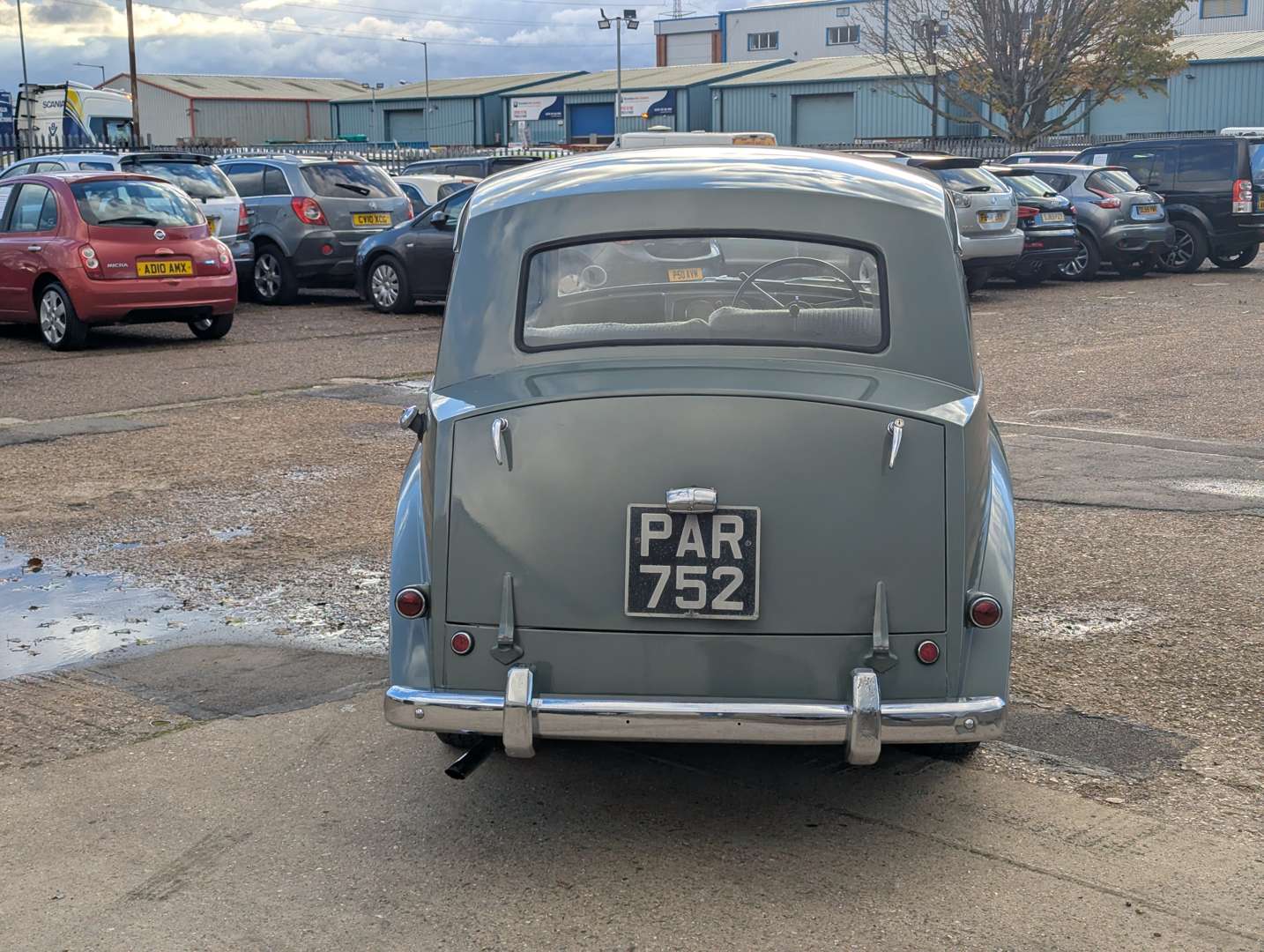 <p>1953 TRIUMPH MAYFLOWER</p>