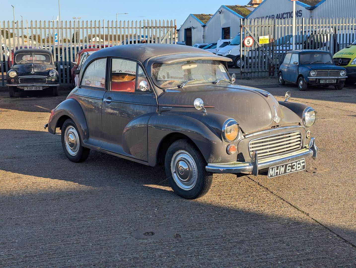 <p>1967 MORRIS MINOR</p>