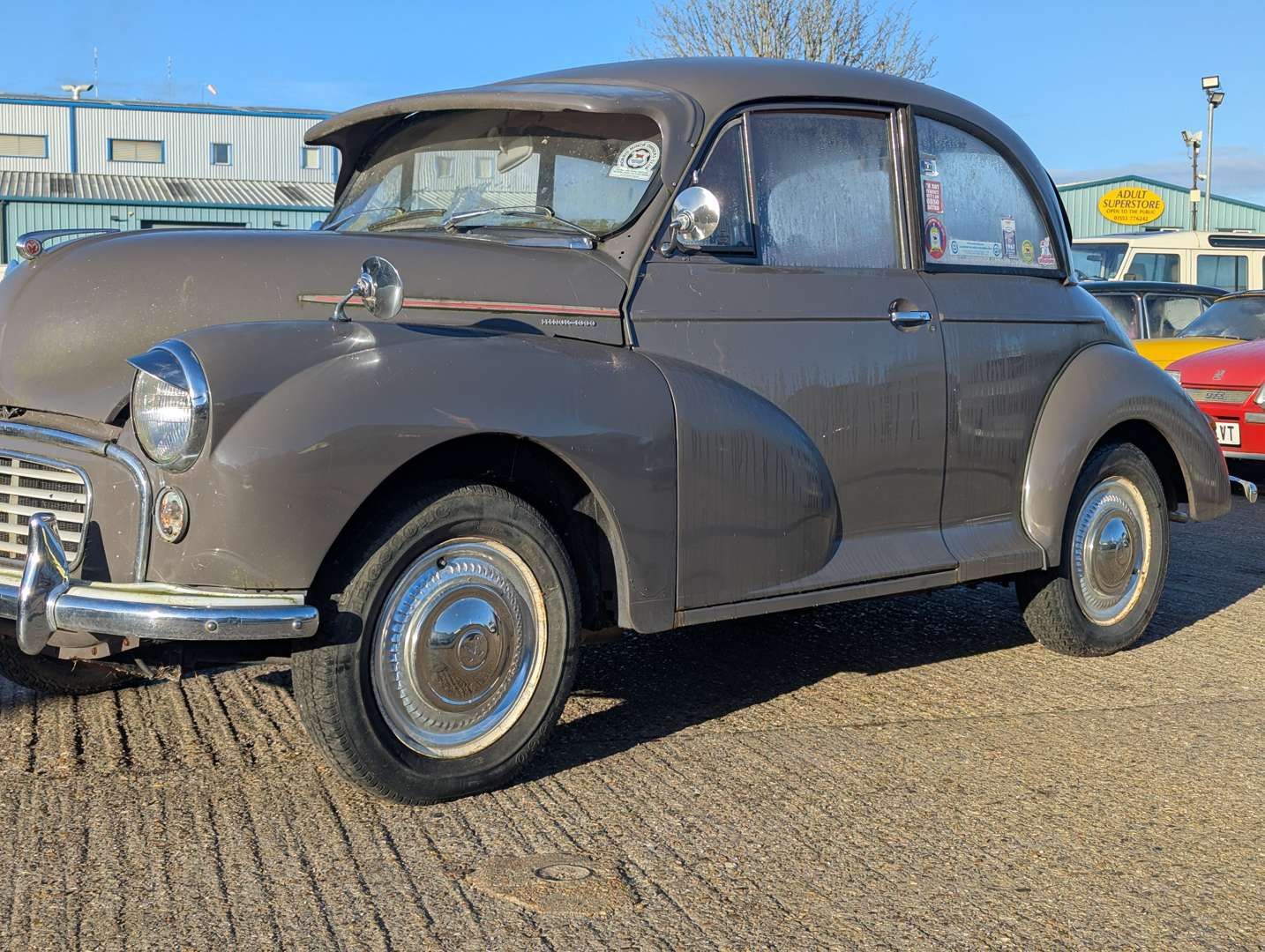<p>1967 MORRIS MINOR</p>