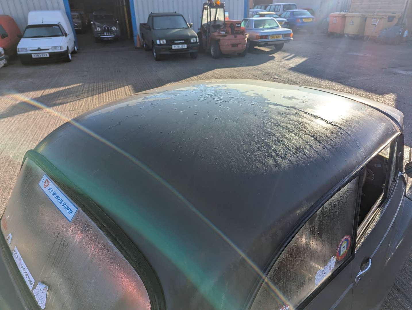 <p>1967 MORRIS MINOR</p>