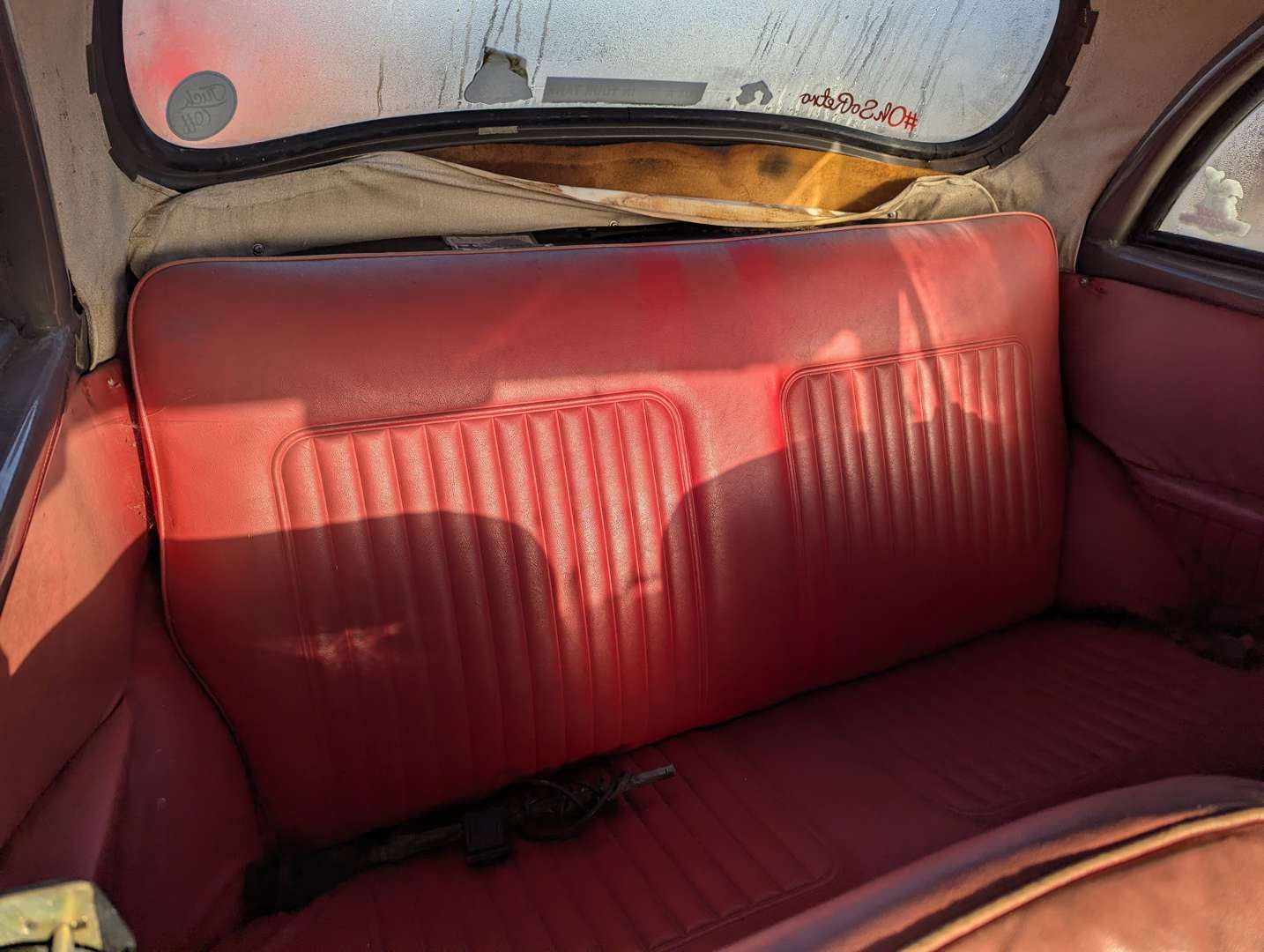 <p>1967 MORRIS MINOR</p>