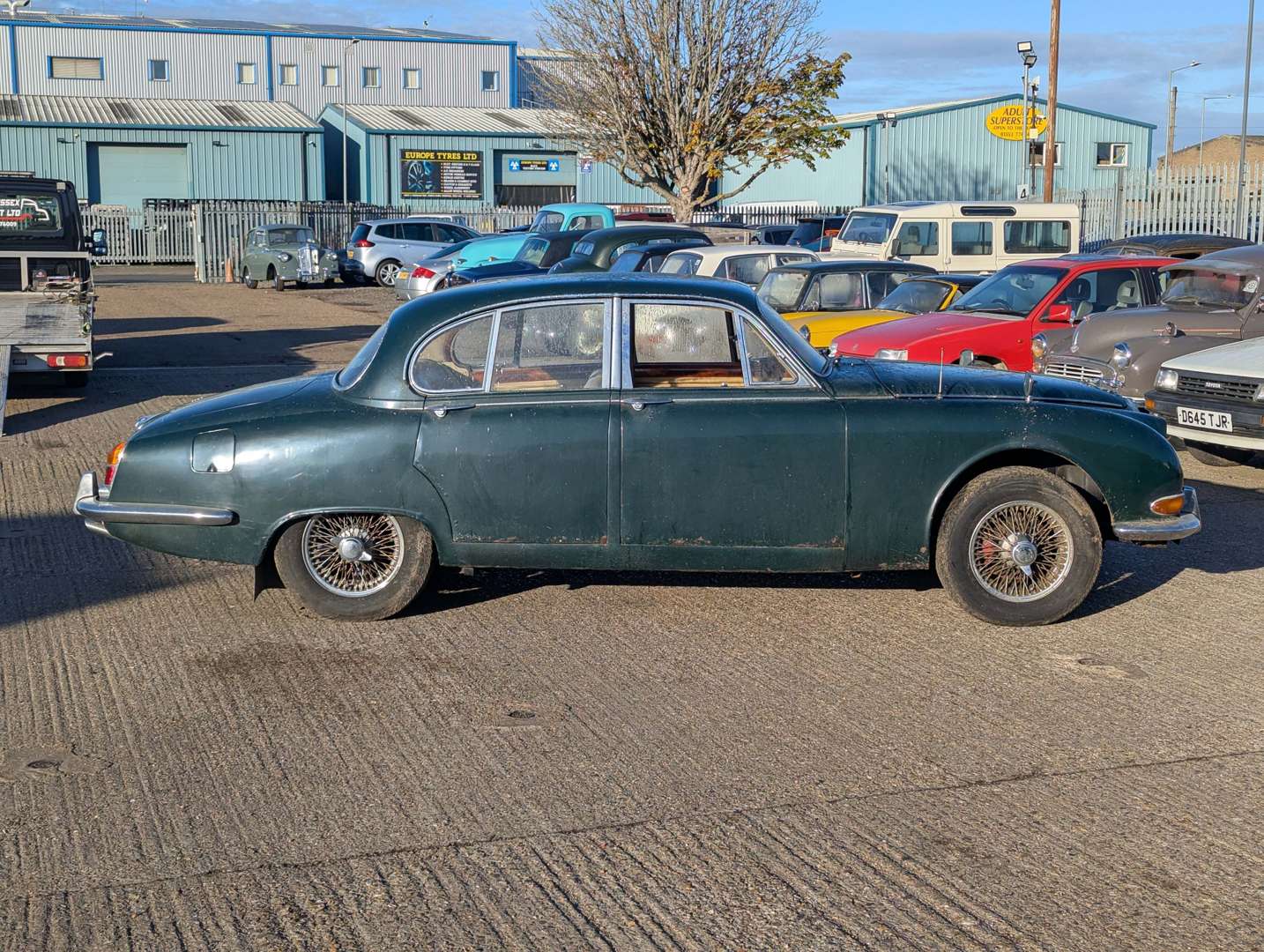 <p>1966 JAGUAR S-TYPE</p>