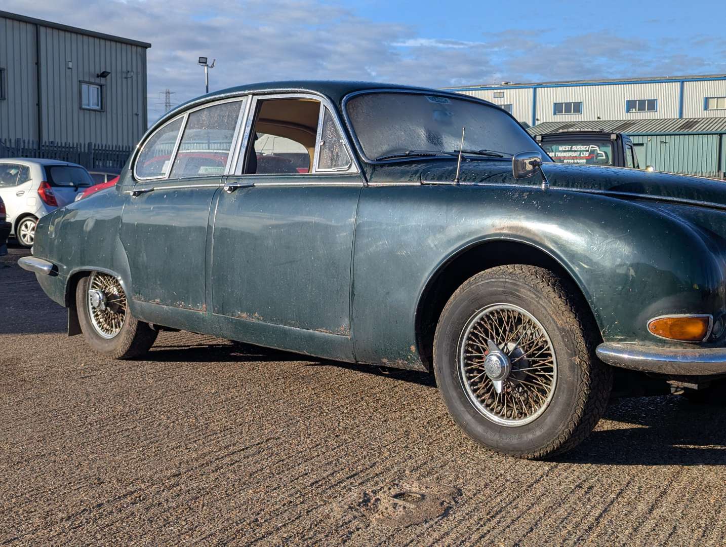 <p>1966 JAGUAR S-TYPE</p>