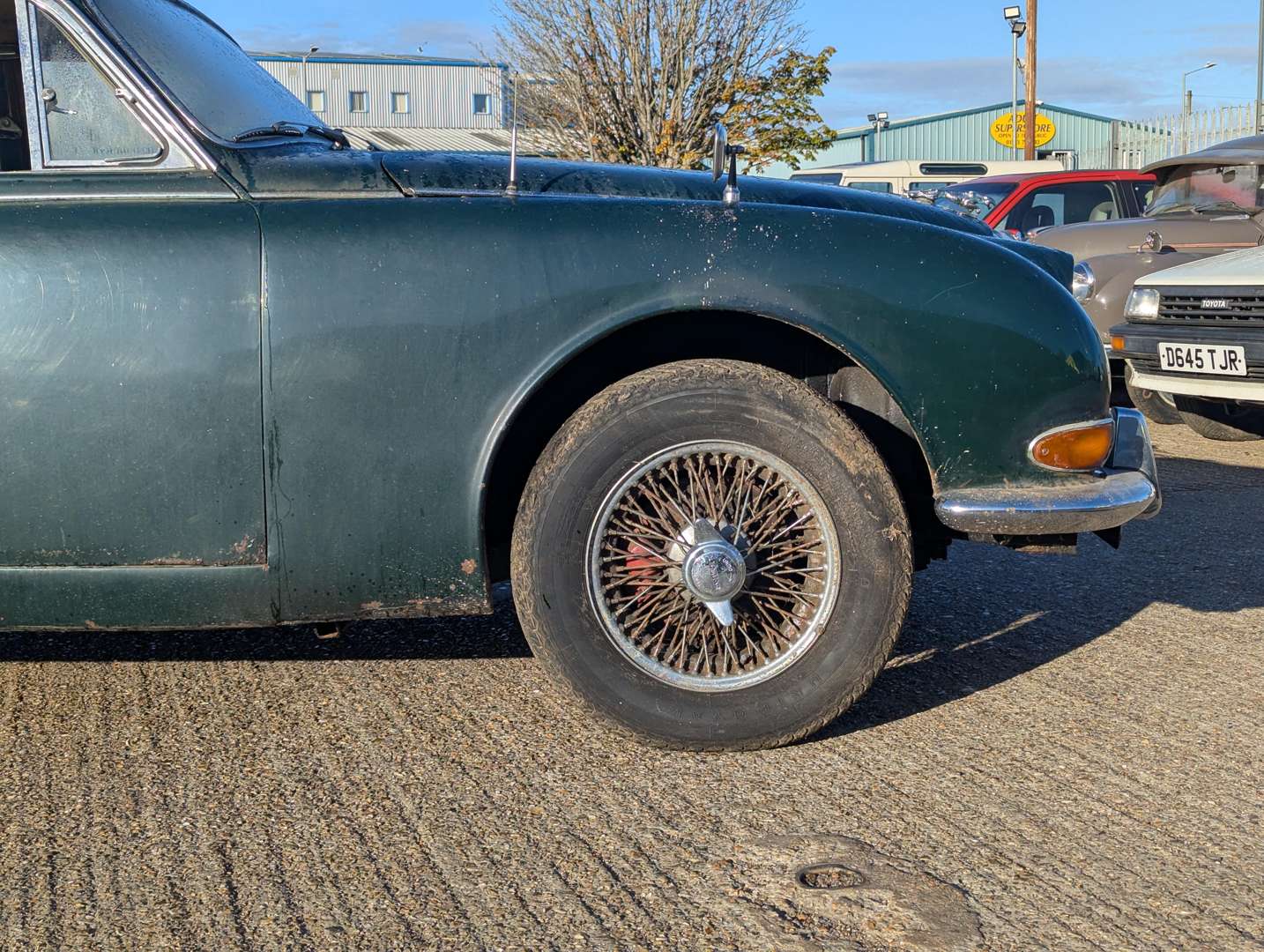 <p>1966 JAGUAR S-TYPE</p>