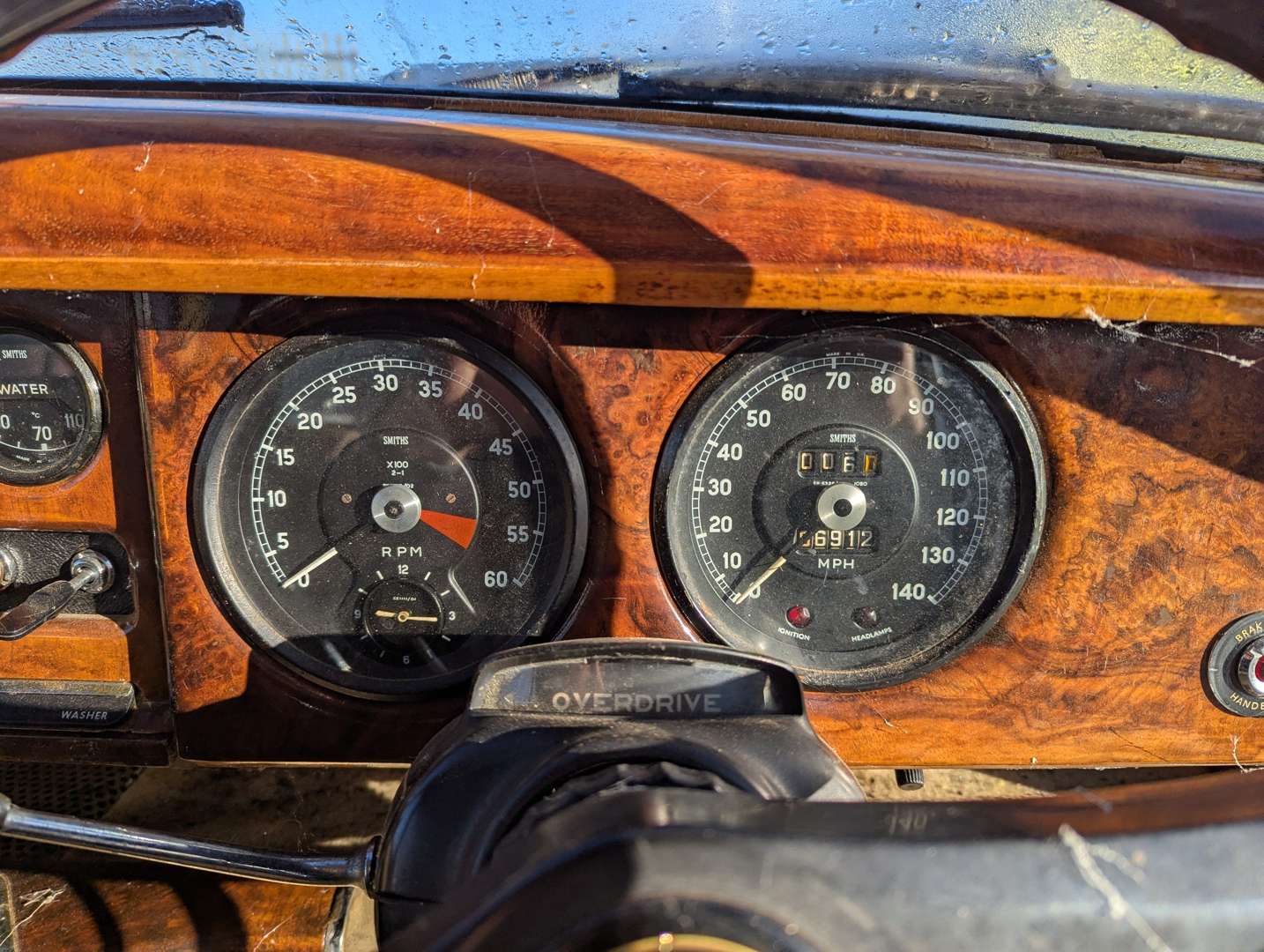 <p>1966 JAGUAR S-TYPE</p>