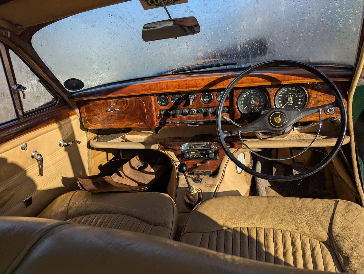 <p>1966 JAGUAR S-TYPE</p>