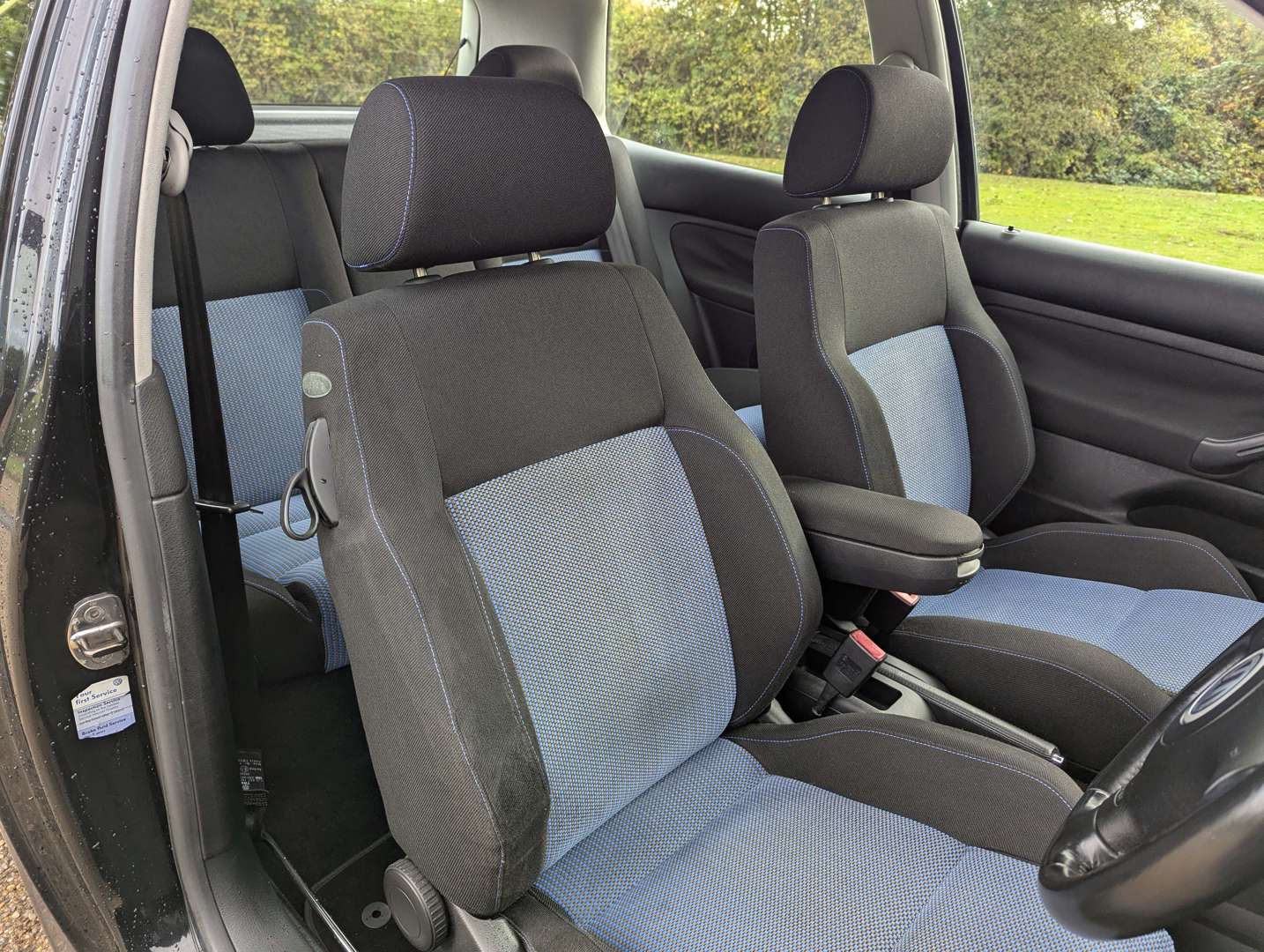 <p>2003 VW GOLF GT TDI</p>