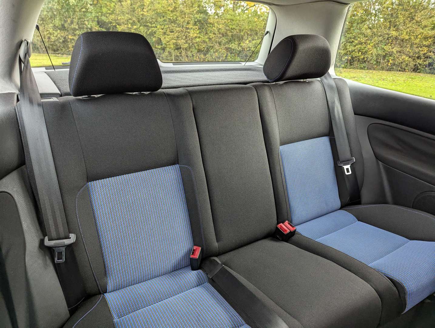 <p>2003 VW GOLF GT TDI</p>