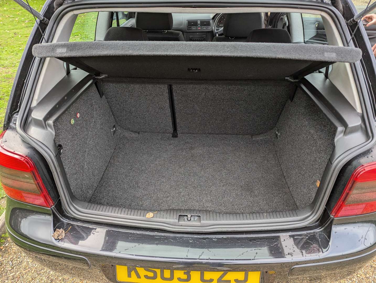 <p>2003 VW GOLF GT TDI</p>