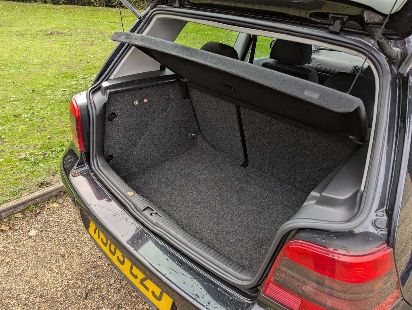 <p>2003 VW GOLF GT TDI</p>