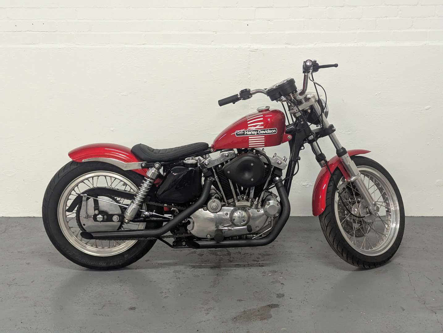 <p>1973 HARLEY DAVIDSON SPORTSTER</p>