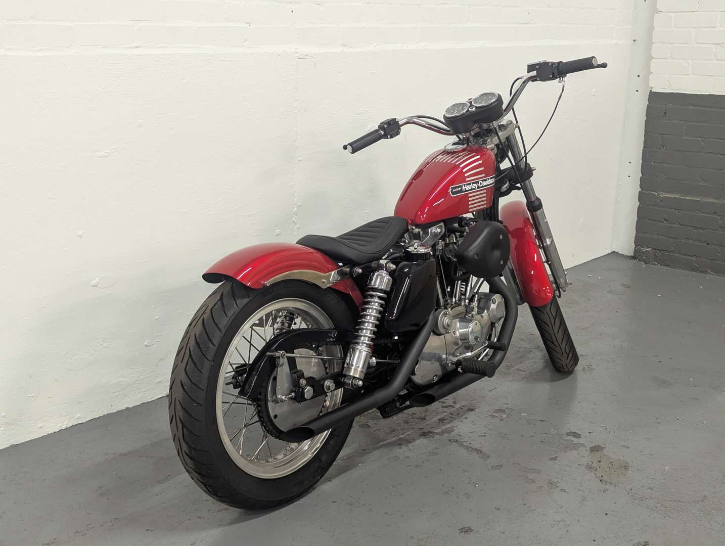 <p>1973 HARLEY DAVIDSON SPORTSTER</p>