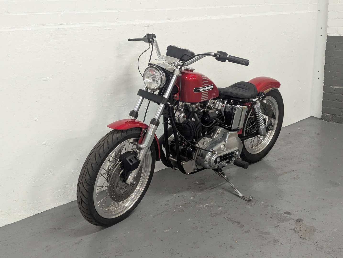 <p>1973 HARLEY DAVIDSON SPORTSTER</p>