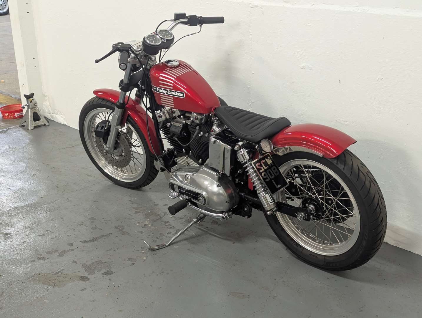 <p>1973 HARLEY DAVIDSON SPORTSTER</p>