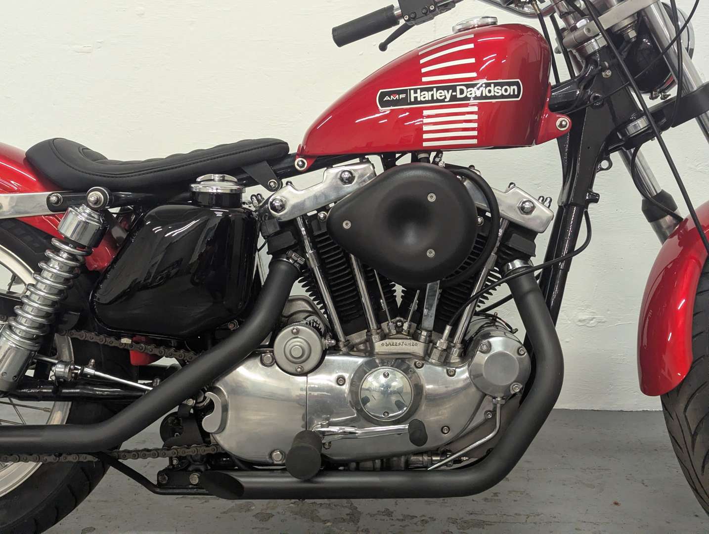 <p>1973 HARLEY DAVIDSON SPORTSTER</p>