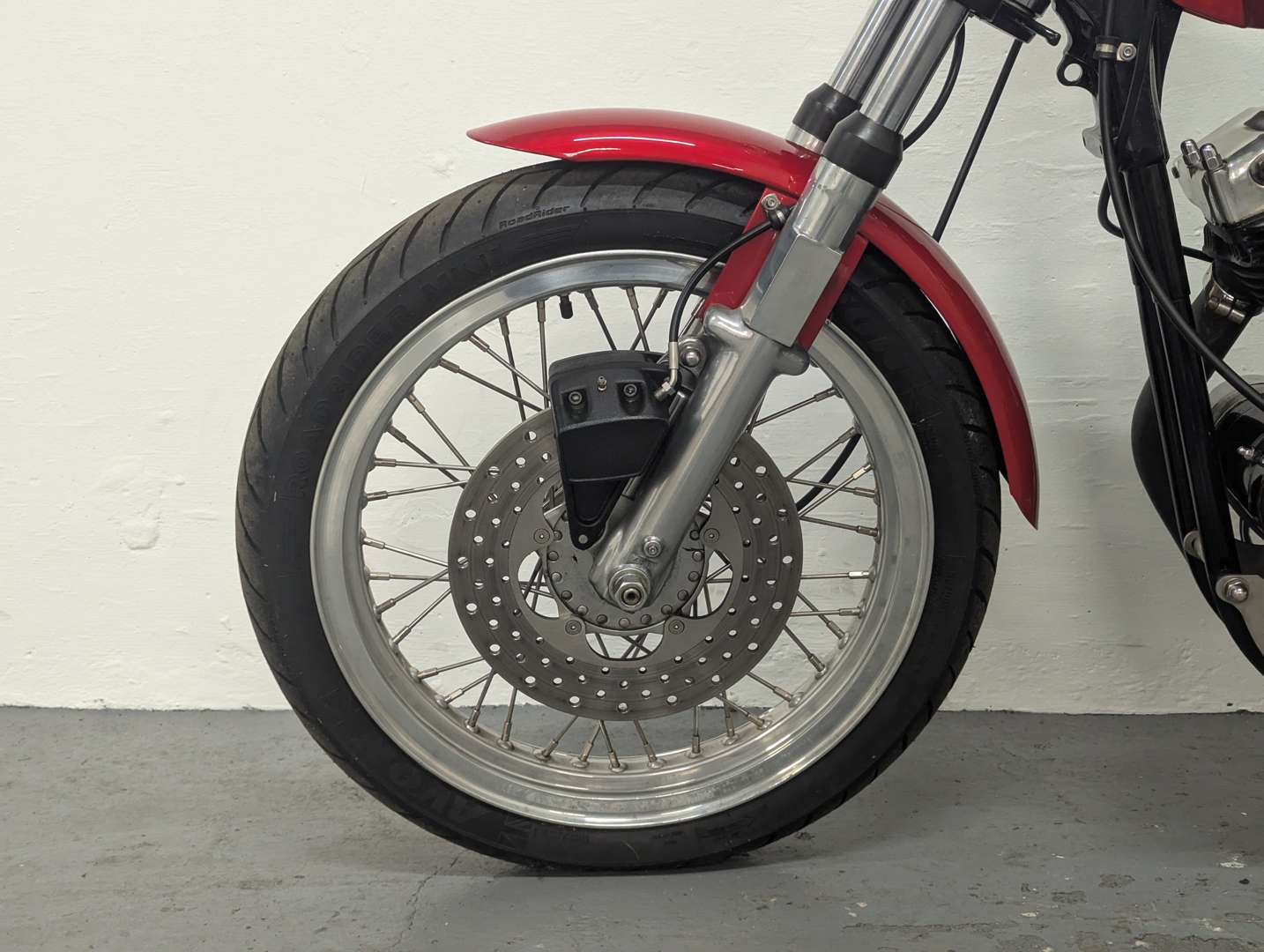 <p>1973 HARLEY DAVIDSON SPORTSTER</p>