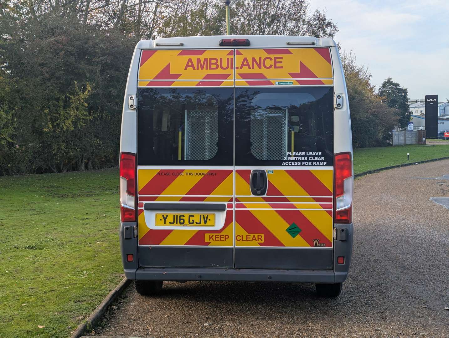 <p>2016 PEUGEOT BOXER AMBULANCE L3H2</p>